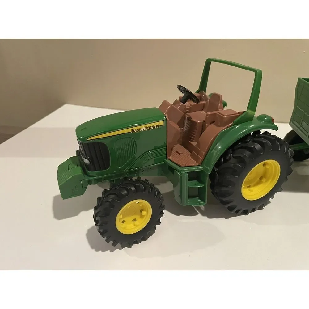 Ertl John Deere Tractor & Hay Wagon 1/32‎ Plastic Farm Horse Ranch